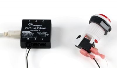 Plug the Button Cable into the VINT HUB Plug the Button Cable into the VINT HUB